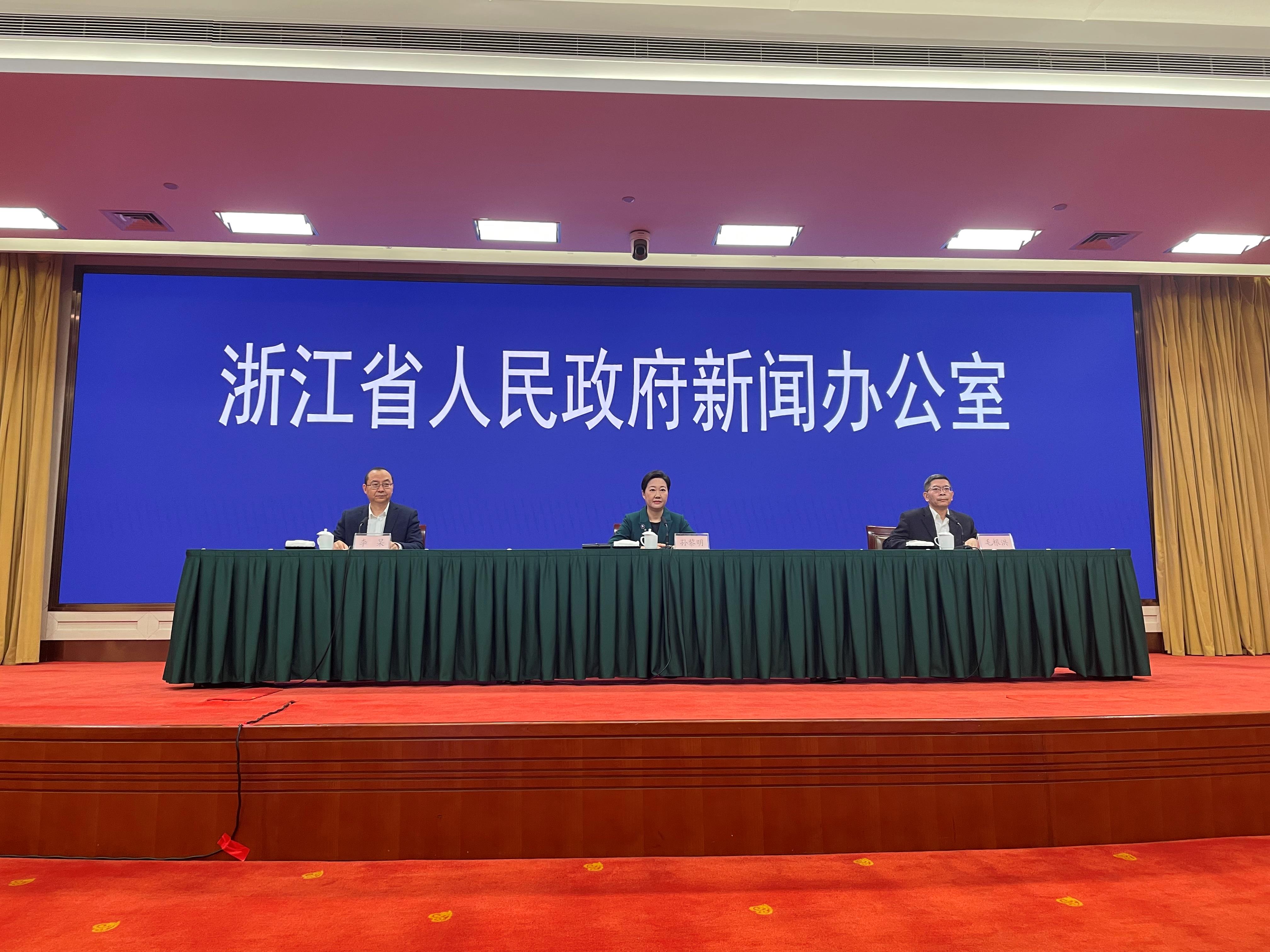 【31省份新增71例本土西安63例/西安新增了多少例】-第3张图片
