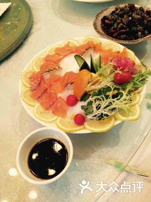 榆乐轩烤鸭店,榆乐轩烤鸭店电话-第1张图片