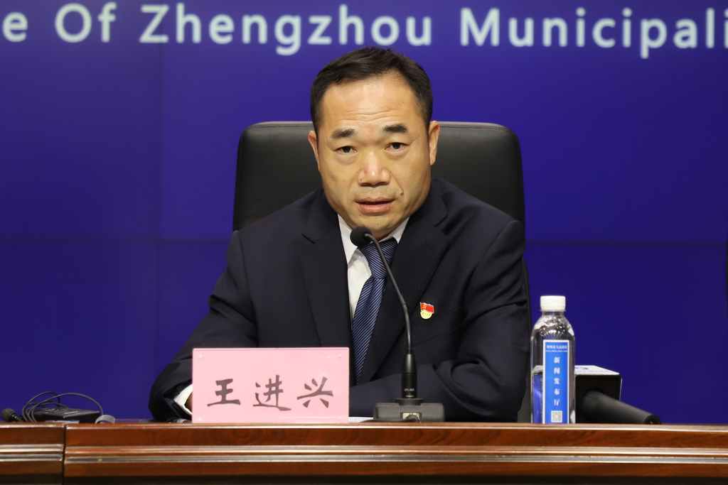 「郑州封控区人员只进不出」〃郑州市扩大封控区人员只进不出-第1张图片