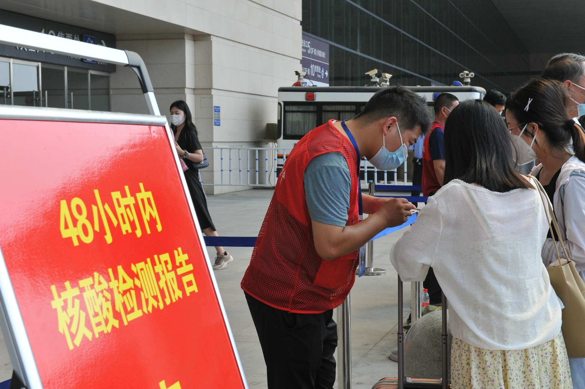 7天130人感染离开河南的人去哪了.河南12人感染-第2张图片